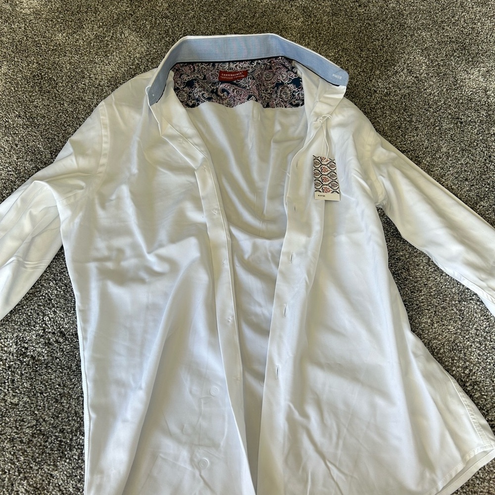 Men’s button up dress shirt